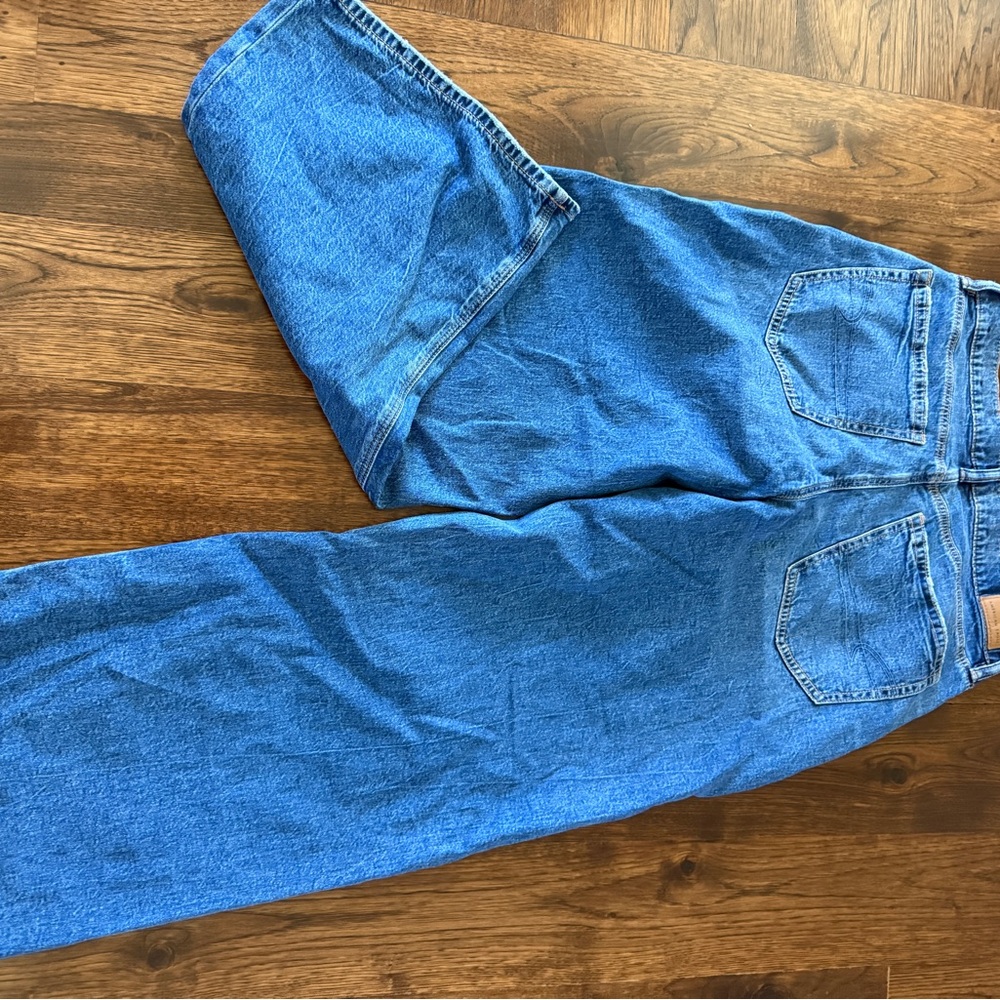American Eagle, low rise, ultra wide leg